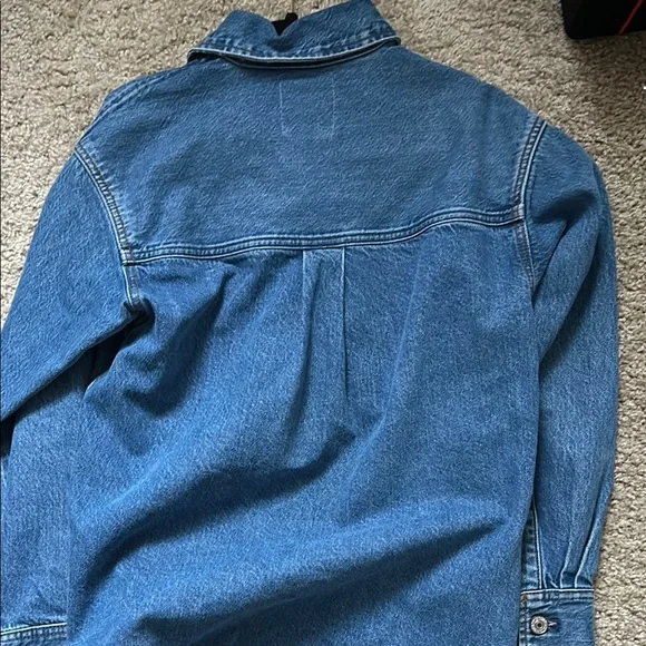 Abercrombie & Fitch Denim Button-Up Shirt - Picture 3 of 3